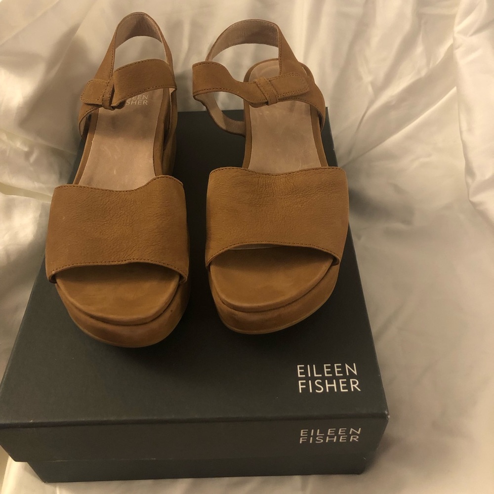 Eileen Fisher camel nubuck platform sandals 8.5M